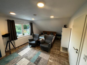 FEWO FloTi Ferienwohnung Augustfehn